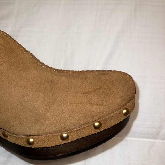 UGG lined suede clogs Size 9 - Picture 8 of 8